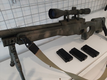 Afbeelding 3 van Upgraded Well L96 Sniper Rifle met Upgrades en Aangepaste Camo Finish