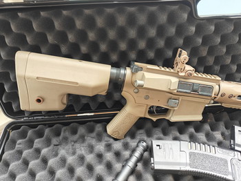 Afbeelding 2 van Amoeba with flashlight and 2 mags