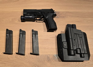 Imagen para Tokyo Marui P226e2 met holster