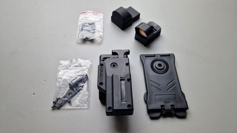 Image 1 for TKA: Set SSP5 Accessoires - Reddot & Universal Holster.