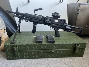 Imagen para M249 Minimi Para met accessoires