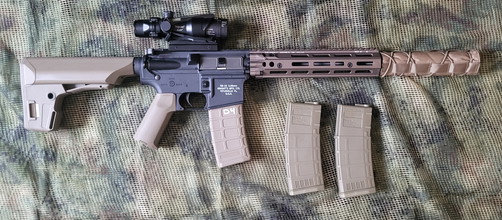 Imagen para EMG Stoner SR-16 DMR with R-hop