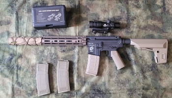 Bild 3 für EMG Stoner SR-16 DMR with R-hop