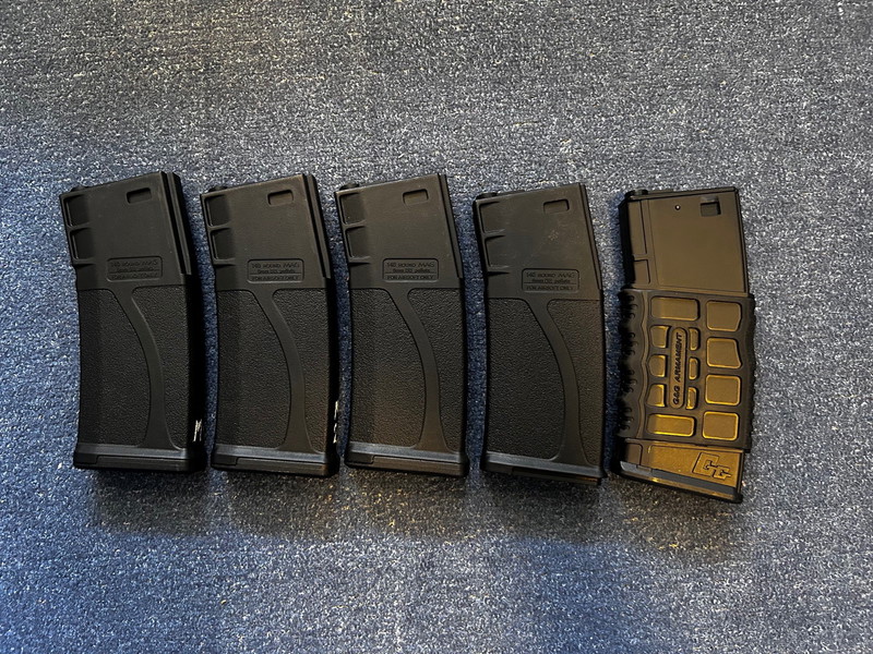 Image 1 pour Mid-cap + high-cap mags Guarder / G&G