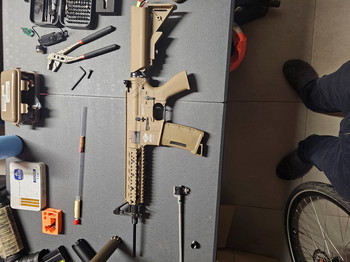 Imagen 5 de G&G CM16 Raider S TAN Excellent kit débutant complet