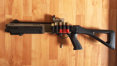 Bild für Fabarm gas shotgun tan met red dot