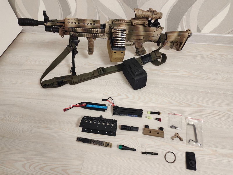 Image 1 for A&K M249 Para Custom Airsoft LMG Set mit Zubehör