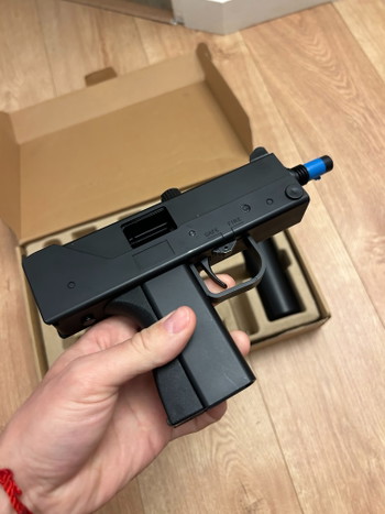 Afbeelding 2 van Réplique MAC 10 /UZI + 3 chargeurs