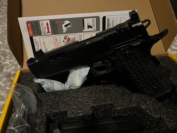 Image 5 for Army Armament R604