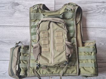 Imagen 2 de Invader Gear Plate Carrier met mag en utility Pouches en backpack