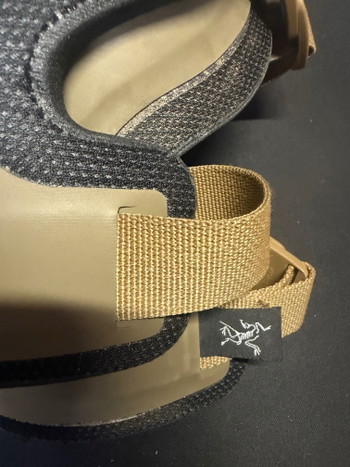 Image 2 for Arcteryx knee pads