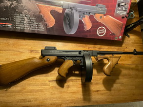 Image for Adembenemend mooie "Chicago Typewriter" Thompson gun voor de liefhebber