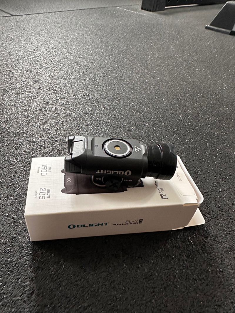 Bild 1 für Olight PL-3R Valkyrie