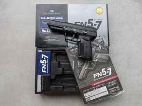 Imagen para Tokyo Marui FN 5-7 + upgrades