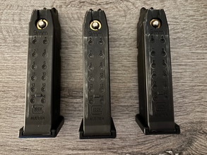 Image pour 2 stuks Tokyo Marui Glock 19 Magazijnen & Tan mag Pouch