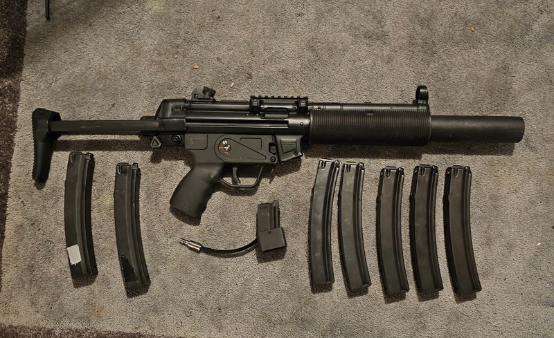 Image 1 pour VFC MP5 SD3 V2  Met 7 Mags En Accessories  Te koop of te ruil