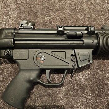 Image 3 pour VFC MP5 SD3 V2  Met 7 Mags En Accessories  Te koop of te ruil