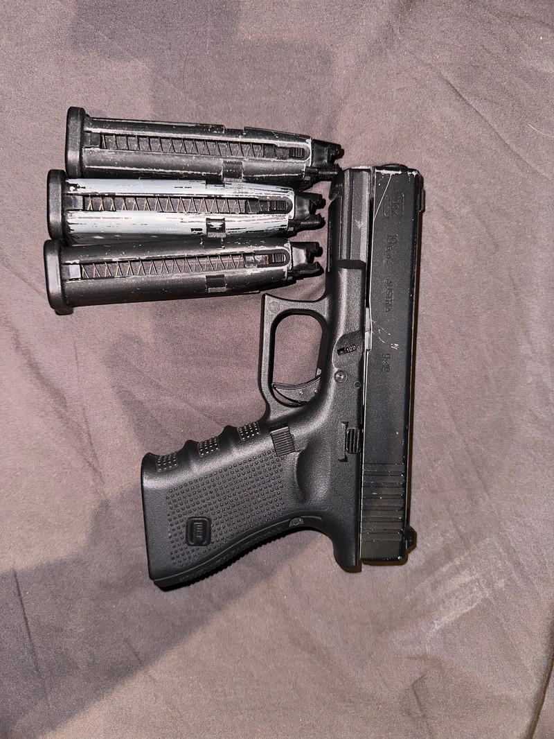 Image 1 for Defecte VFC Glock19 met 3 lekvrije mags