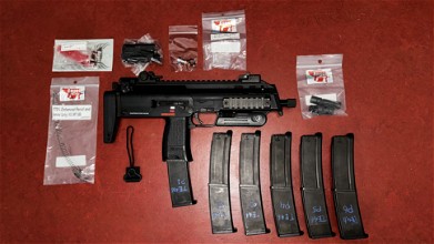 Image pour KWA MP7 + 6 mags + HPA adapters +  gigantisch veel extra