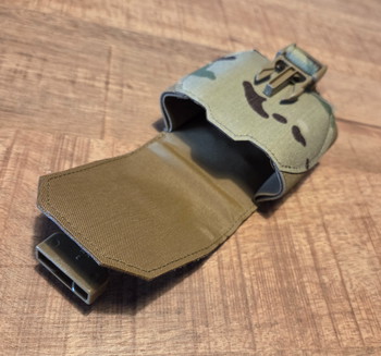 Imagen 2 de Warrior Assault Laser Cut Frag Grenade Pouch in Multicam