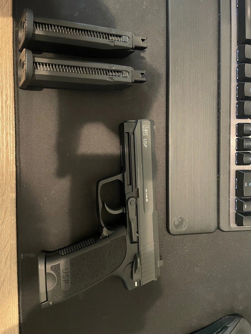 Image 1 for HK USP Co2. 3 mags