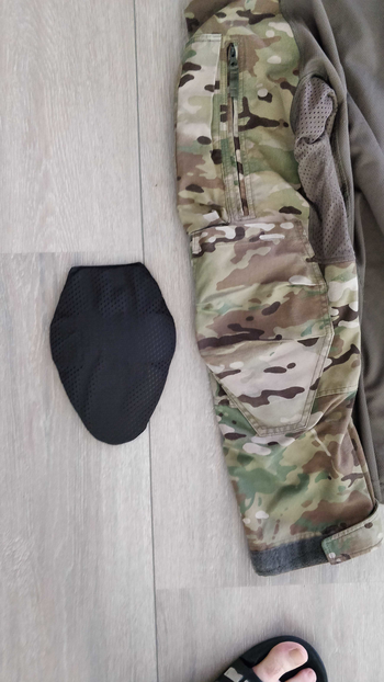 Afbeelding 3 van UF PRO Striker XT Gen. 2 Combat Shirt Multicam - Size L + Flex-SAS-TEC Elbow Pads