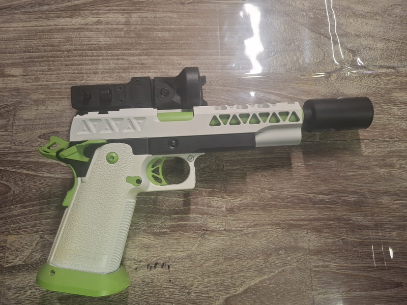 Image 1 for Tokyo Marui Hicapa 2x, 350 en 250 euro