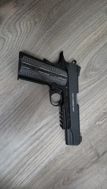 Afbeelding 2 van Cybergun colt 1911