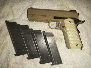 Afbeelding van G.S.G 1911 Desert Tactical full metal