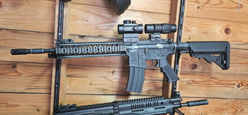 Afbeelding 2 van King Arms M4 Smith & Wesson M&P 15 AEG