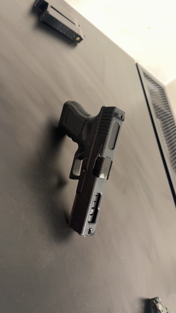 Imagen 4 de We Glock 18c