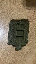 Afbeelding van Mini radio pouch met plaats voor 3 shotgun shells olive drab