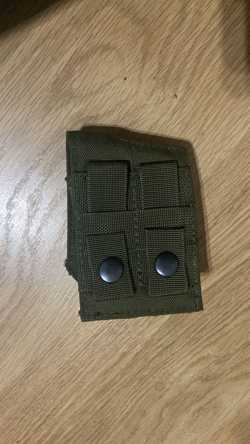 Bild 2 für Mini radio pouch met plaats voor 3 shotgun shells olive drab