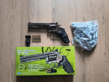 Image 2 for ASG Dan Wesson 715 6 inch 6mm CO2 Revolver (Gray/Silver) - Original in box with 35+ CO2 cartridges