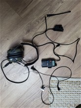 Afbeelding van Earmor headset met Baofeng uv-5r porto