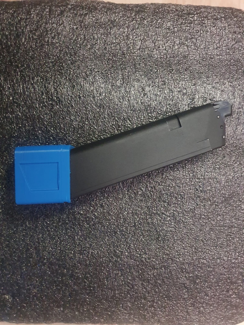 Image 1 pour Airsoft Glock 17 Mag Extension