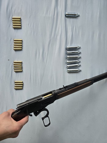 Imagen 2 de M1894 Cowboy Rifle, shell ejecting