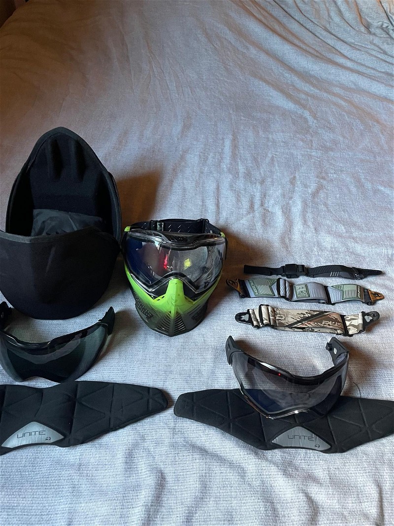 Image 1 for Custom push unite mask set met 3 lenzen , 2 extra straps , case en chinstrap