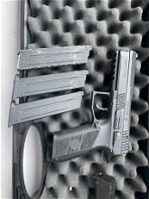 Image pour Asg cz p 09 pistol met 3mags geen leaks
