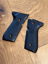 Image for RD hogue grips for M92