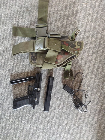 Bild 3 für Glock 18 CYMA