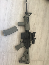 Afbeelding van M4 magpul pts