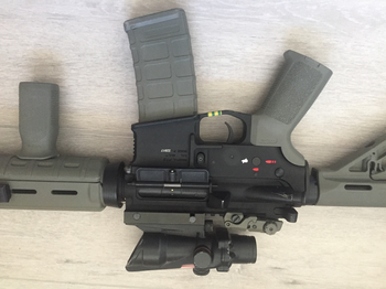 Imagen 4 de M4 magpul pts