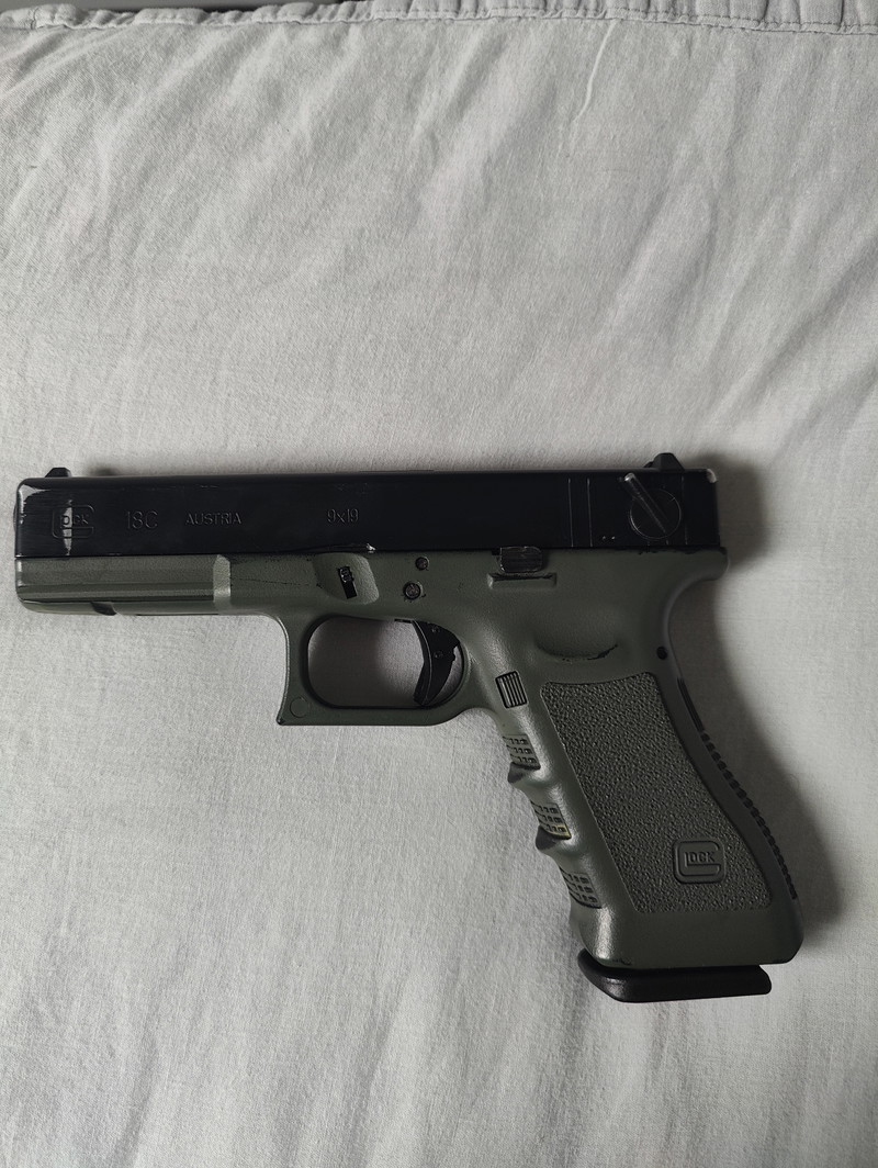 Image 1 pour Glock 18 GBB