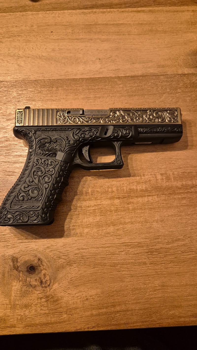 Image 1 for WE Glock 17 Gen4 floral pattern