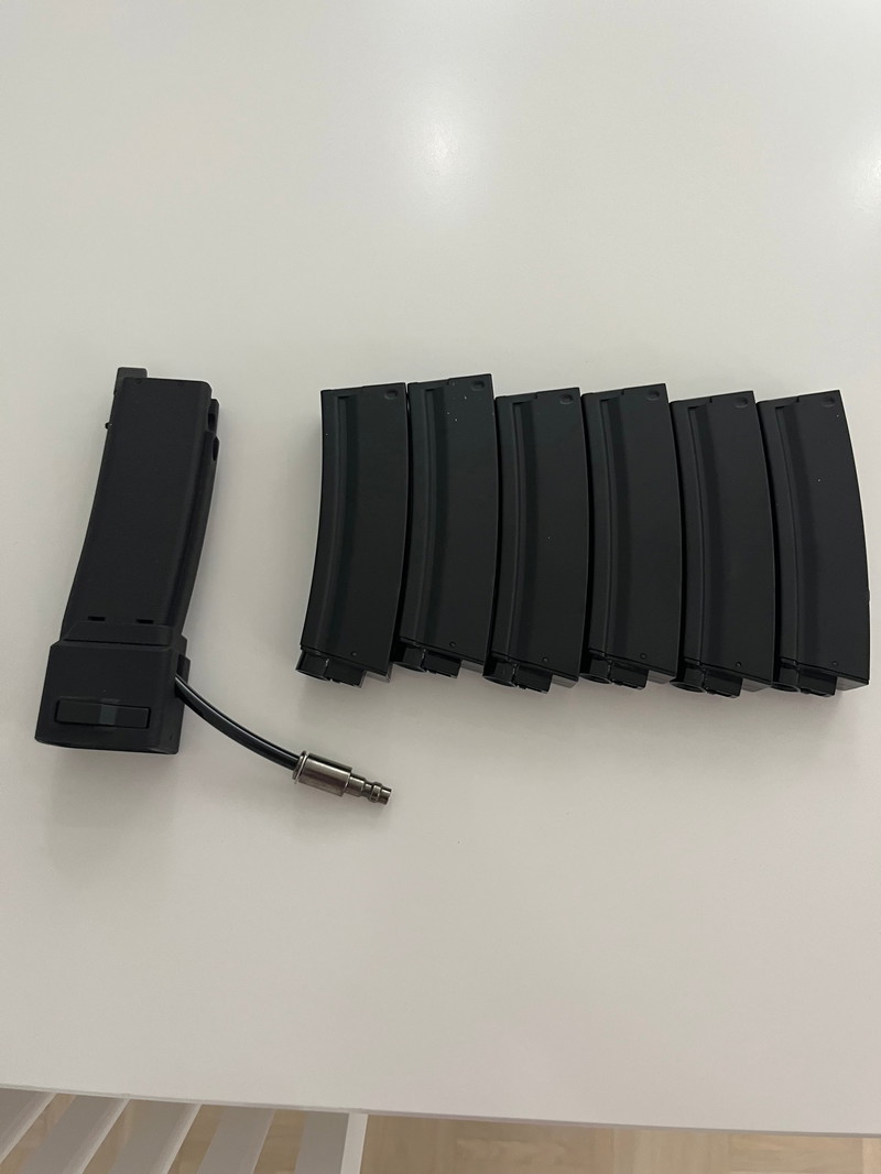 Bild 1 für AirTac VFC/Umarex MP7 HPA adapter+ 6 magazines