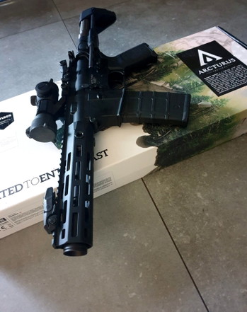 Image 2 for Full metal AEG replica ARCTURUS PDW met red dot