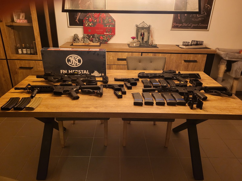 Bild 1 für airsoft geweren en Gear enz ook  apart te koop