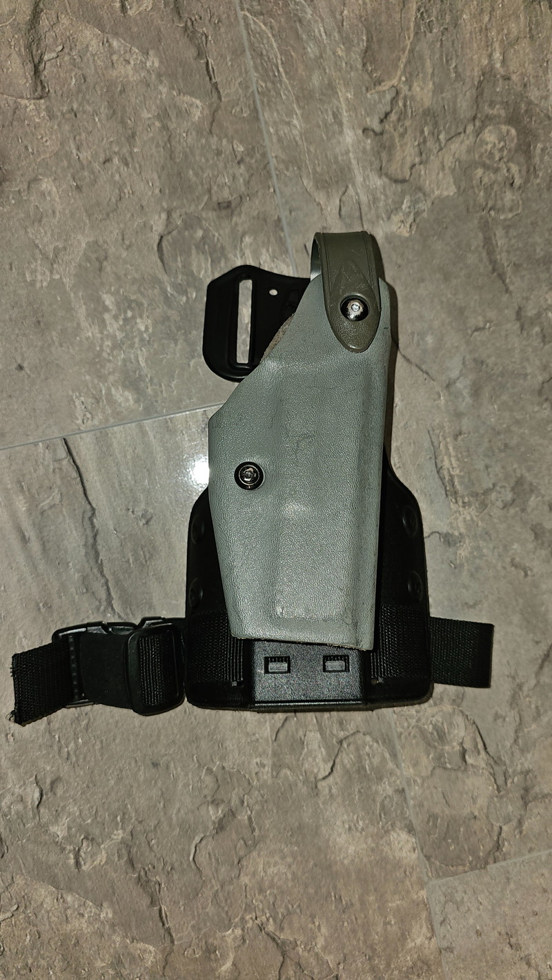 Image 1 for Safariland drop leg holster Glock 17 & 22