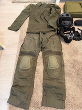 Image for Complete Airsoft Set  Replica Rifle  Tactische Uitrusting  Zo Goed Als Nieuw